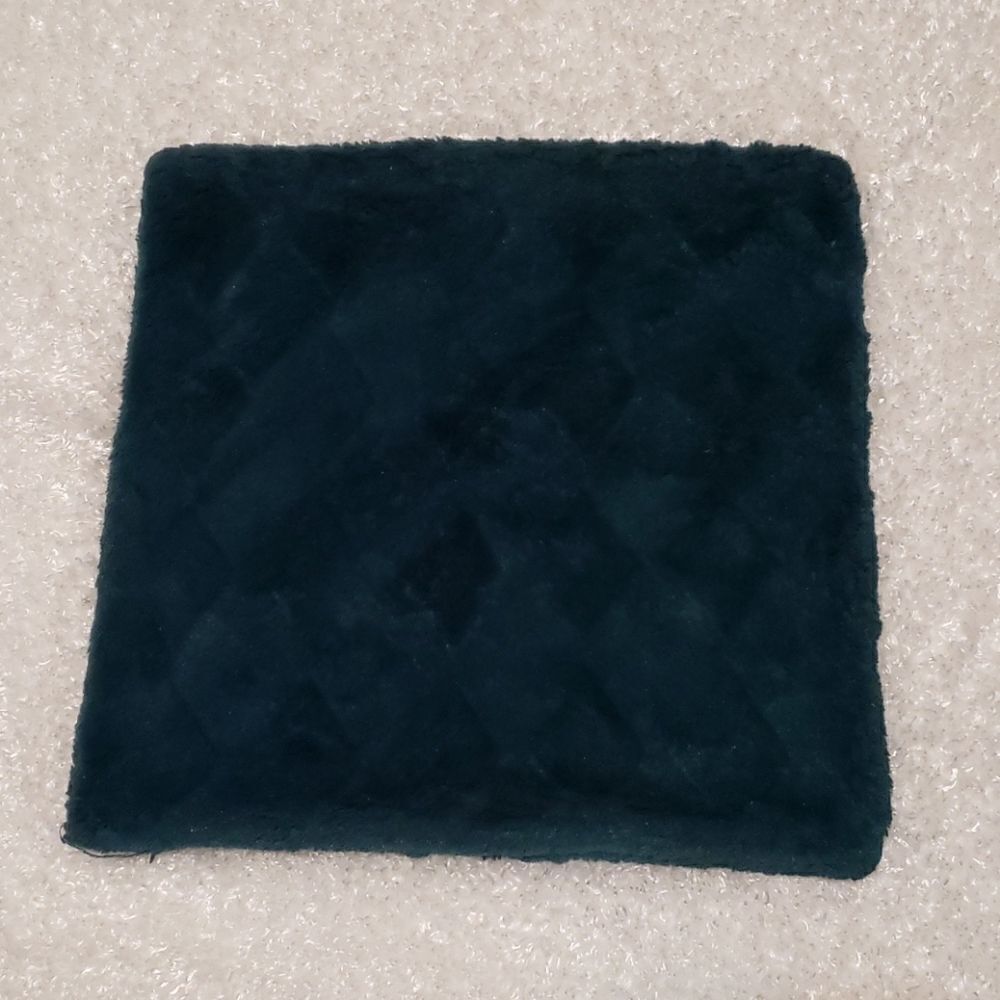 Diamond pattern throw pillow covers - Picture 2 of 5